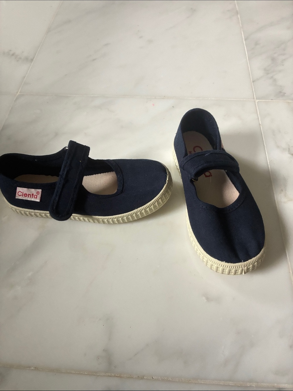Cienta Navy Canvas Mary Jane Kids Shoes with Cream Sole